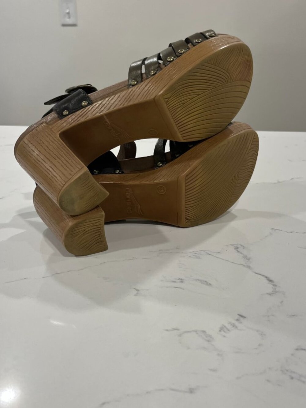 Dansko Dawson Sandal Olive Green - Women 's Size 38 or 8 US - Picture 8 of 8